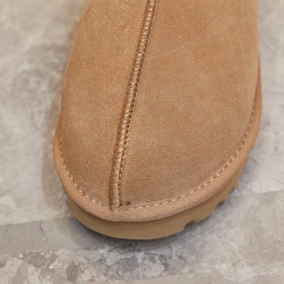 UGG Australia Tasman Chestnut Suede Slipper - Picture 9 of 9